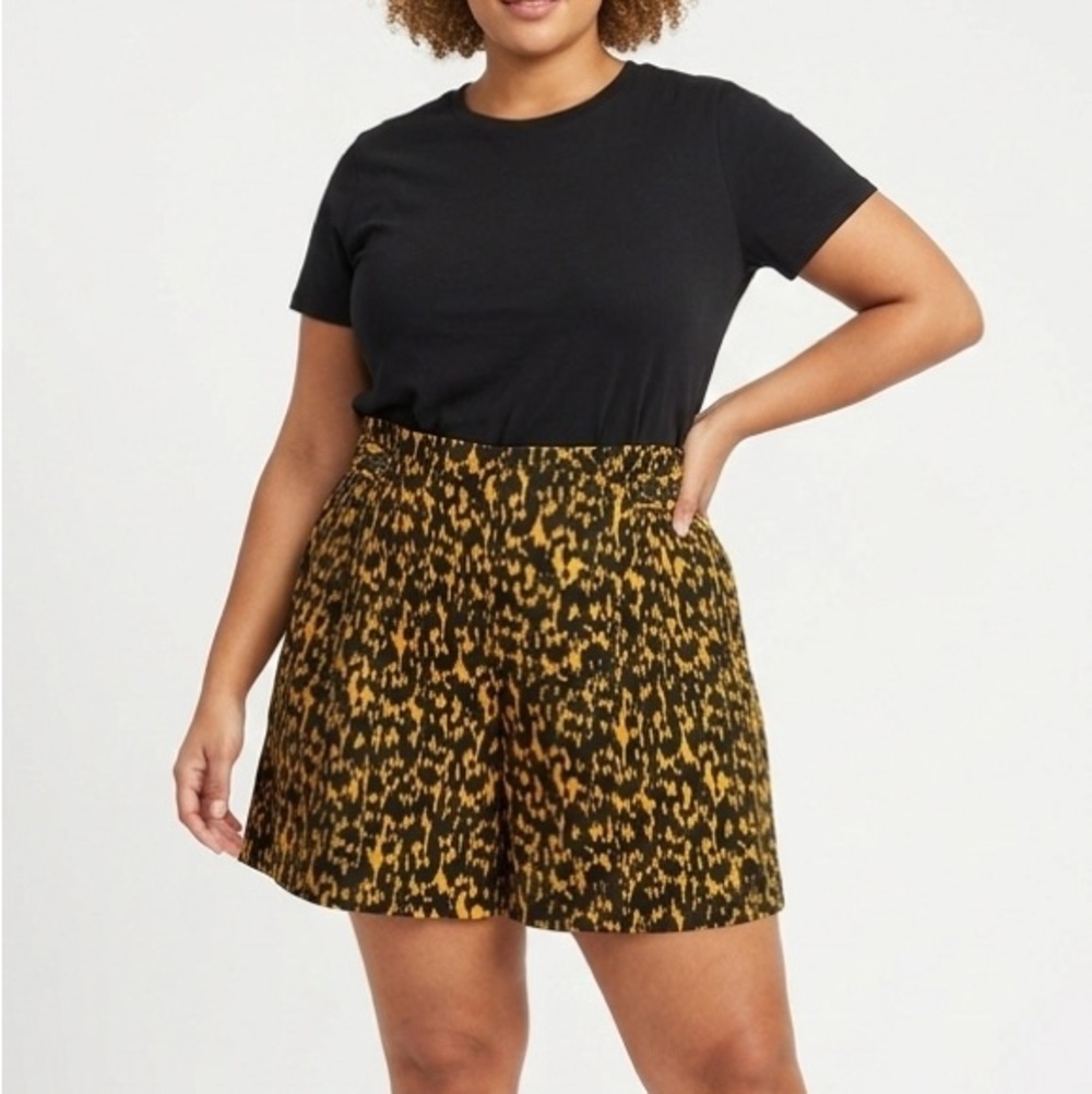 Who What Wear Leopard Ikat Print High Waisted Linen Shorts Mustard 20W